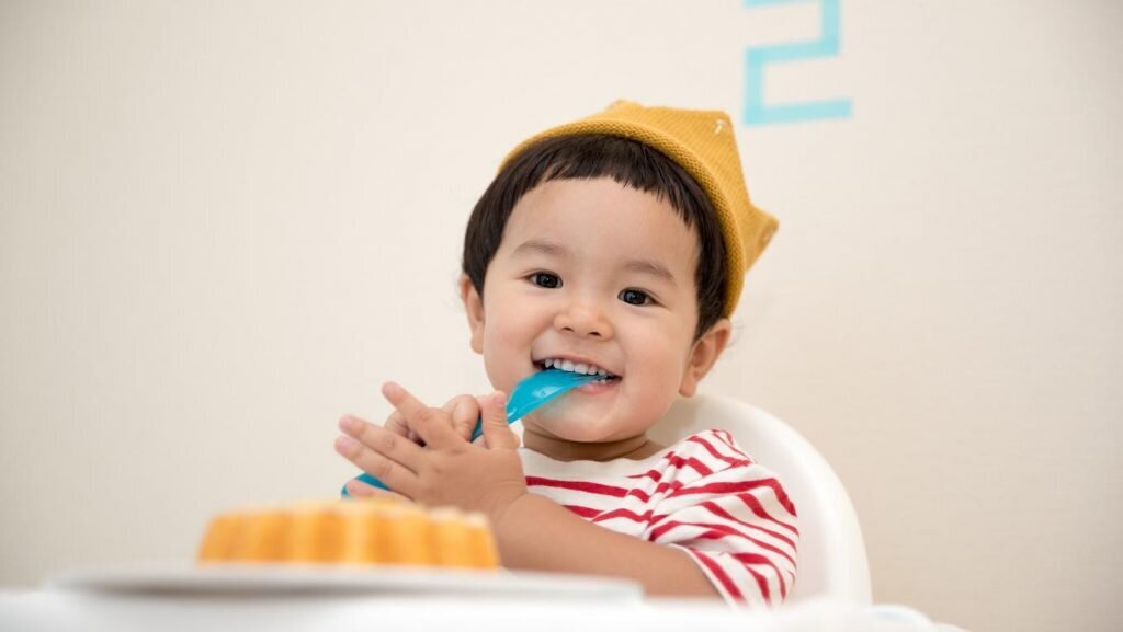 Cara Mengatasi Sembelit pada Bayi secara Cepat, Aman, dan Alami