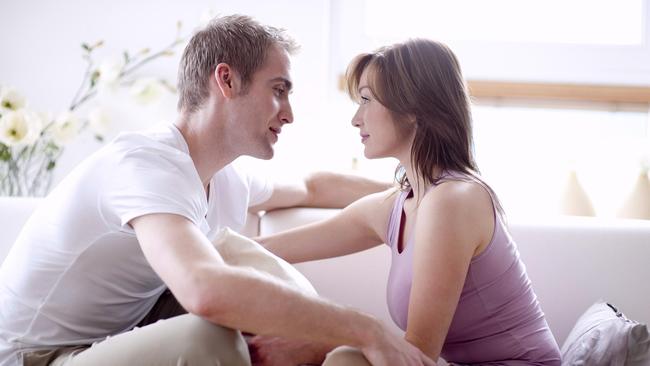Cara Mengenal 5 Bahasa Cinta Untuk Meningkatkan Hubungan Suami Istri