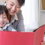 6 Keterampilan Pra Membaca yang Harus Dimiliki Anak Usia PAUD