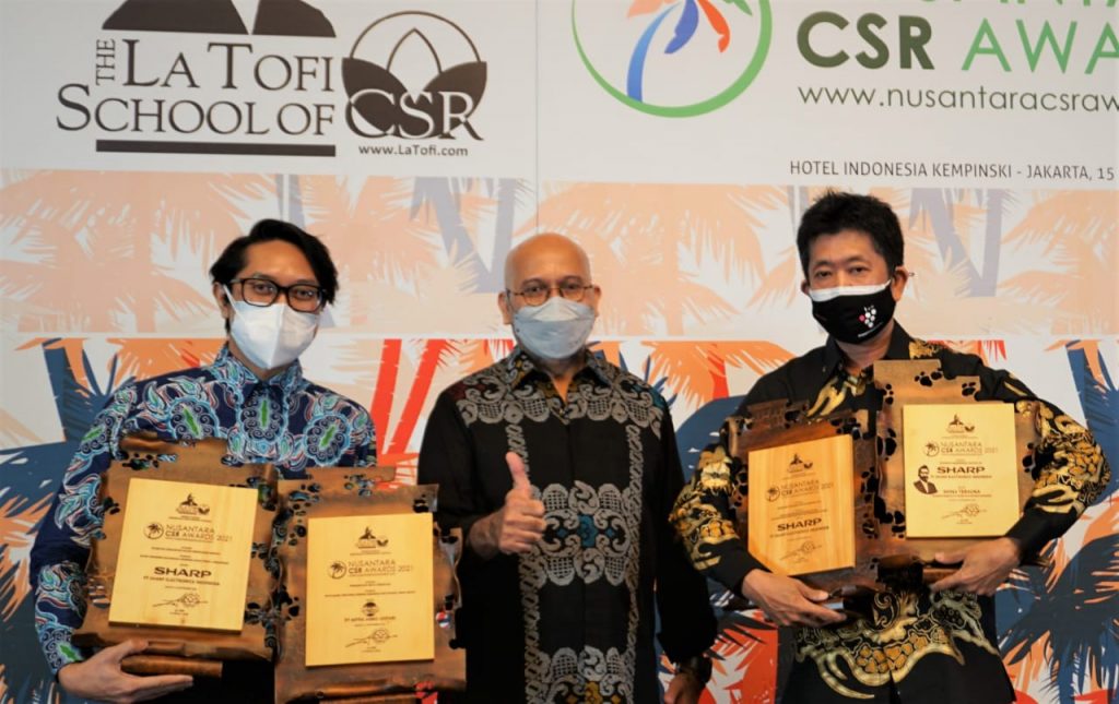 Sharp Indonesia Boyong 4 Penghargaan di ajang Nusantara CSR Award 2021