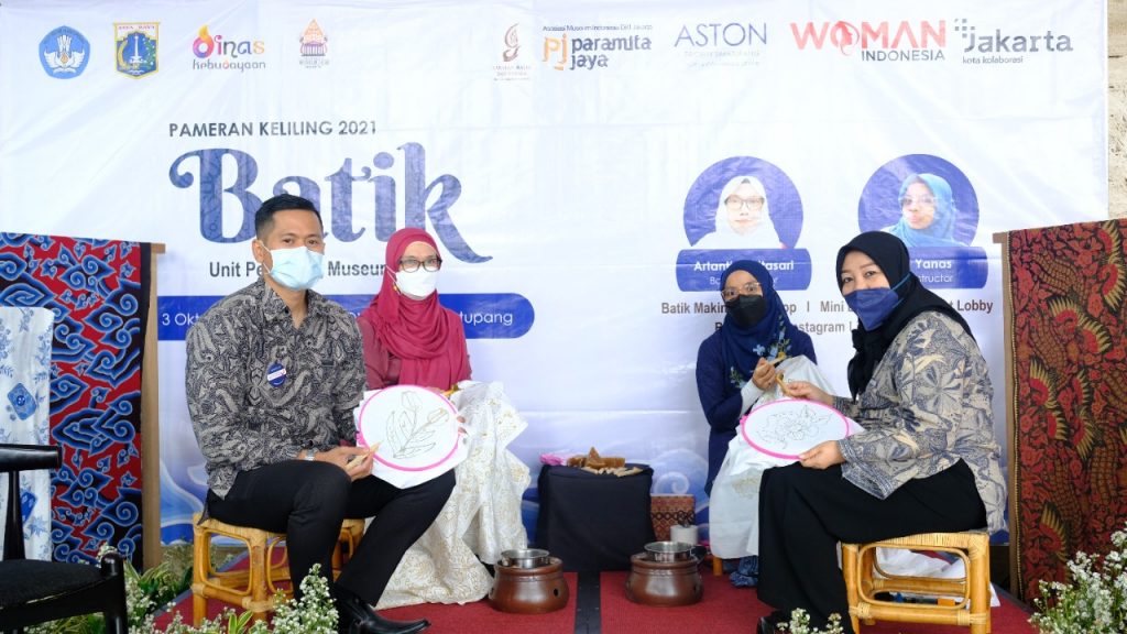 Peringati Hari Batik Nasional, ASTON Priority Simatupang Hotel & Conference Center Gelar "Virtual Batik Art 2021 in collaboration with Women Indonesia"