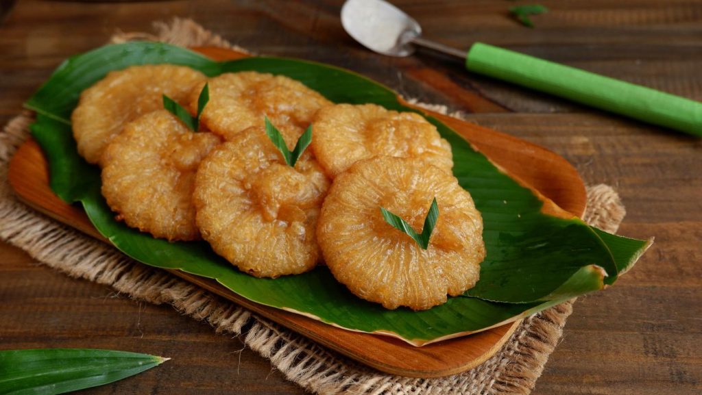 5 Resep Kue Cucur Gula Merah Empuk Berserat yang Cocok untuk Teman Ngeteh