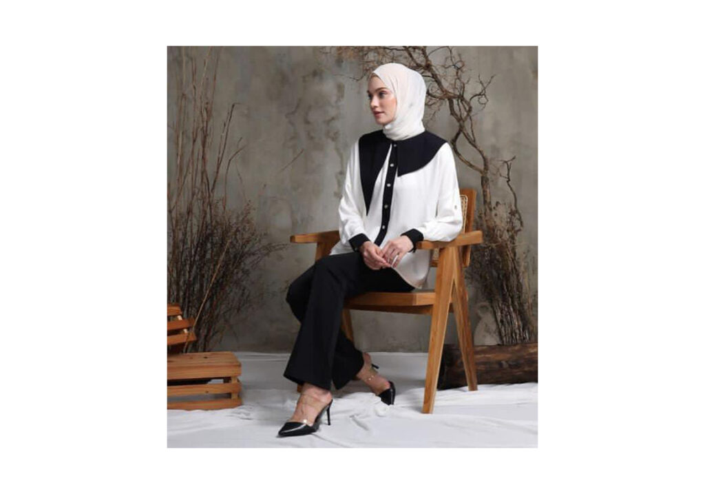 Tampil Modis untuk Wanita Muslimah Dengan Mouraff Fashionable & Daily Outfit