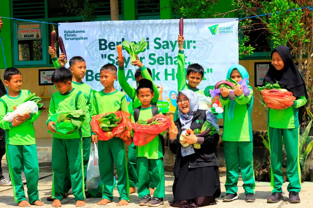 Dompet Dhuafa Tingkatkan Gizi Anak Sekolah dengan Program Sayur Sehat