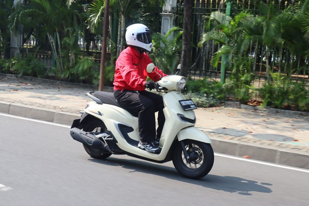 Tips inreyen sepeda motor Honda baru agar komponen tetap terjaga dan tahan lama.