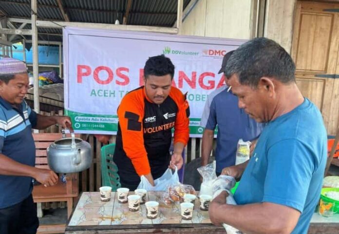 Pos Hangat dan Dapur Umum dari Dompet Dhuafa