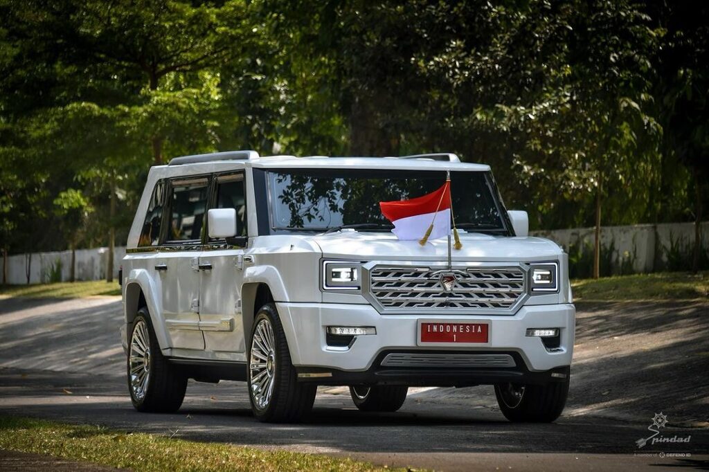 Presiden Prabowo Subianto memilih MV3 Garuda Limousine buatan PT Pindad sebagai mobil dinas kepresidenan