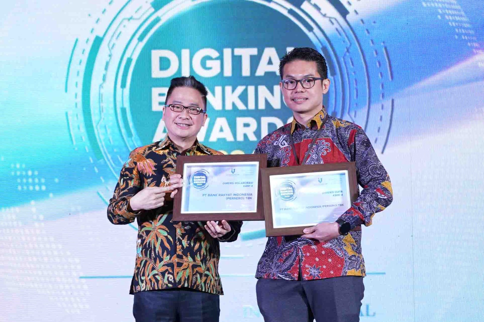 BRI menerima penghargaan di Digital Banking Awards 2024