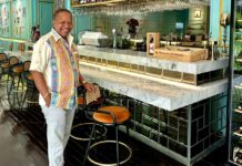 Mengenal Sosok Ruben Amor, dari Pelayan Hotel Hingga Pemimpin dengan Jiwa Pelayanan