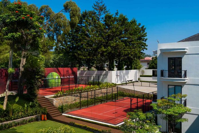 PADEL-COURT