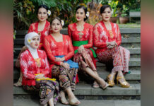 Diah Permatasari Bawa Wastra Indonesia ke Los Angeles