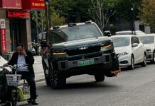 Ketika Gembok Roda Tak Lagi Mampu Menghalangi Laju Mobil Mewah