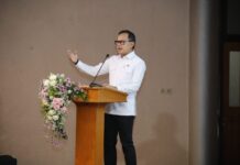 Tak Sekadar Ikuti Tren, Wamendagri Ingatkan Pemda Bangun Ekonomi Berbasis Potensi Wilayah