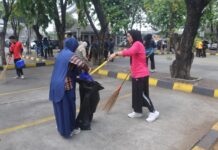 Di Balik Aktivitas Bongkar Muat Peti Kemas, Kesehatan dan Keselamatan Menjadi Hal Terpenting