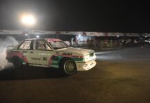 Rifat Sungkar Bawa Drift Show ke Final Java Drag Record Series