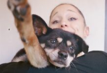 Ariana Grande Berduka, Anjing Kesayangannya Meninggal Dunia